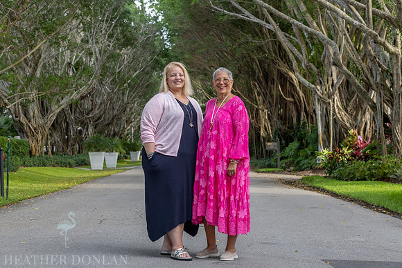 ©2023HeatherDonlan_0038_Bua-Bell Shoot (05.31.26)