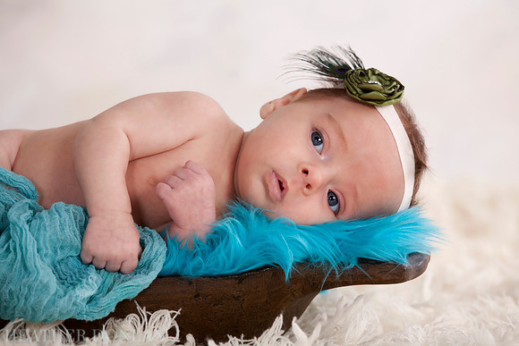 Benner, Jenna & Maddie (12.29.11)3111_HDP011-Edit