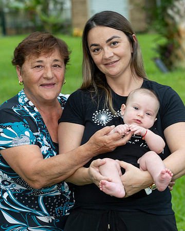 ©2023HeatherDonlan_4586_Topan, Adrien + Family (08.25.26)