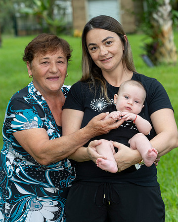 ©2023HeatherDonlan_4587_Topan, Adrien + Family (08.25.26)