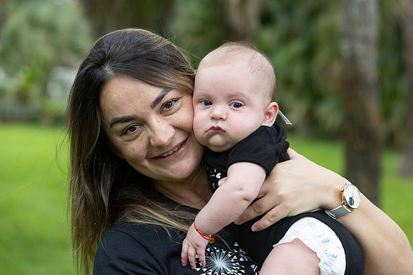 ©2023HeatherDonlan_4702_Topan, Adrien + Family (08.25.26)