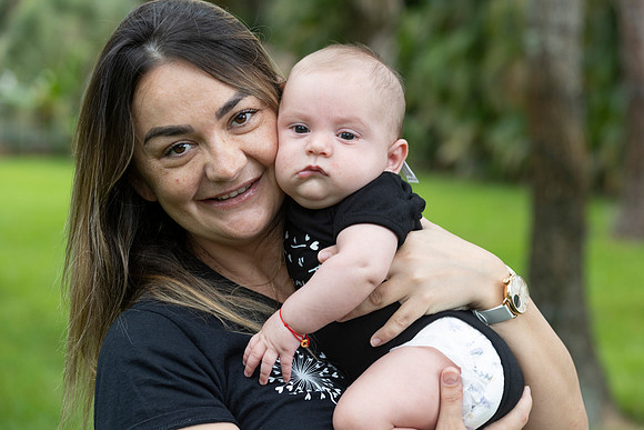 ©2023HeatherDonlan_4709_Topan, Adrien + Family (08.25.26)